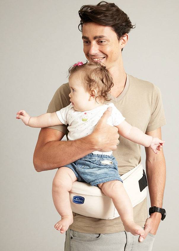 "Front Hugging Baby Sitting Stool – Comfort for You and Your Little One"